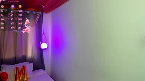 Snapshot of nixiesterling chatting on May 31, 2026, 8:10 pm Nixie online show from May 31, 2026, 8:10 pm