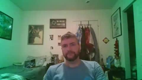 njoefats420 online show from April 16, 2026, 2:45 am