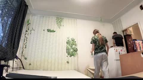 Tears Lora online show from February 24, 2025, 9:43 am