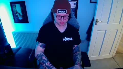 Snapshot of nlrb93 chatting on December 9, 2024, 7:18 pm BNate93 online show from December 9, 2024, 7:18 pm