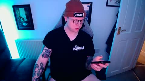 Snapshot of nlrb93 chatting on December 18, 2024, 7:30 pm BNate93 online show from December 18, 2024, 7:30 pm