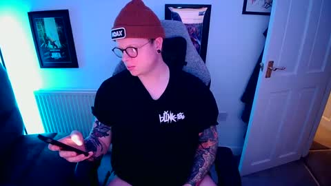 Snapshot of nlrb93 chatting on December 23, 2024, 5:43 pm BNate93 online show from December 23, 2024, 5:43 pm