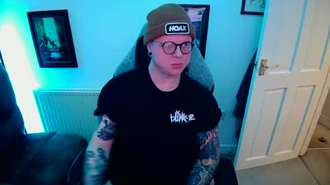 Snapshot of nlrb93 chatting on January 28, 2025, 7:32 pm BNate93 online show from January 28, 2025, 7:32 pm