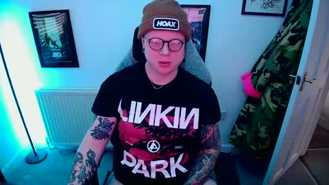 Snapshot of nlrb93 chatting on February 9, 2025, 2:07 pm BNate93 online show from February 9, 2025, 2:07 pm