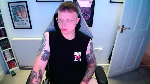 Snapshot of nlrb93 chatting on September 15, 2025, 6:30 pm BNate93 online show from September 15, 2025, 6:30 pm