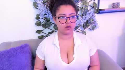 N O A online show from December 18, 2025, 8:48 pm