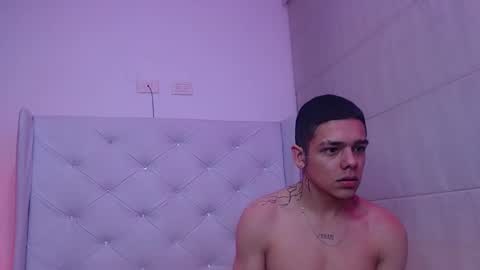 Zoe  online show from December 1, 2025, 5:45 am