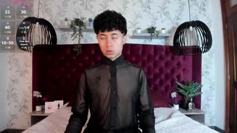 noah_dupont_ online show from September 15, 2025, 8:31 pm