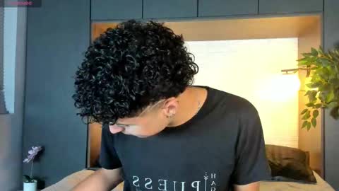 noah_dupont_ online show from February 15, 2026, 11:52 am