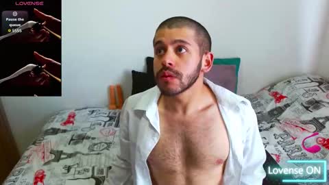 Noah Mercury  -independent model online show from November 3, 2025, 11:33 am