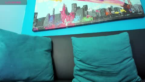    online show from December 28, 2024, 12:03 pm