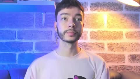    online show from November 5, 2025, 12:38 pm