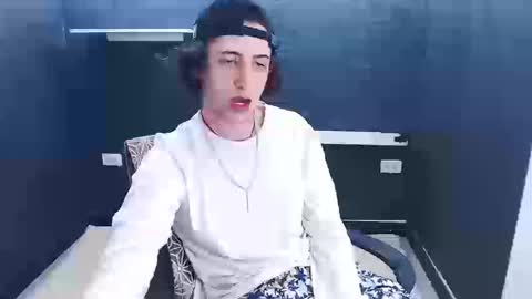 noah_sokolov online show from January 9, 2026, 11:06 pm