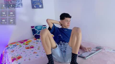 noah tyler  online show from October 9, 2025, 12:19 am