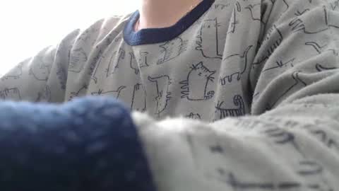 noah_white3 online show from January 3, 2025, 4:16 pm