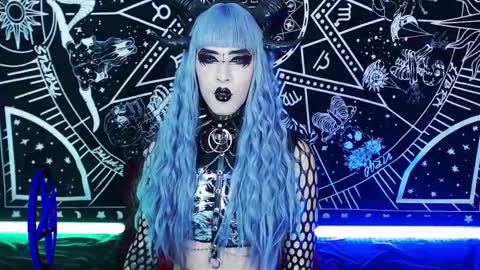 caroline online show from December 18, 2024, 2:21 am