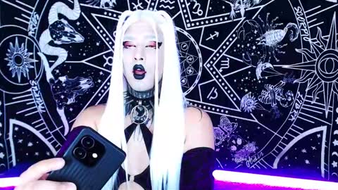 caroline online show from March 29, 2026, 8:53 pm