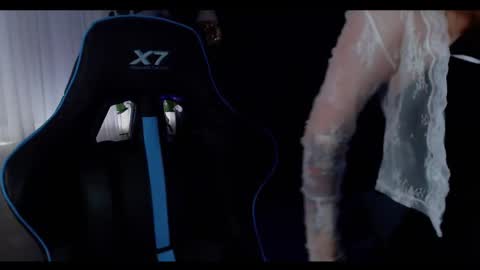 Sun or Luna online show from February 2, 2025, 8:30 pm