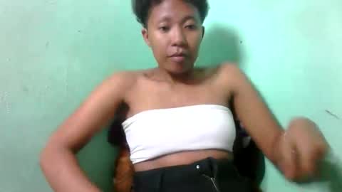 noella711128 online show from October 1, 2025, 6:58 pm