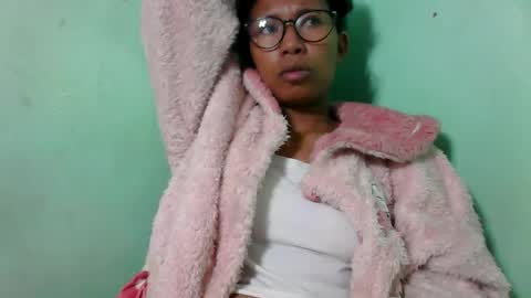 noella711128 online show from October 8, 2025, 7:55 pm