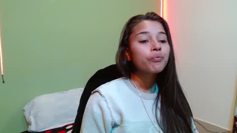 Noha Thomson online show from December 12, 2024, 12:55 pm