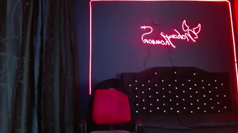 Noha Thomson online show from January 15, 2026, 1:10 am