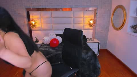  Nohemi   online show from February 21, 2026, 6:42 pm