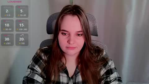 noir_ember_ online show from June 9, 2026, 8:04 am