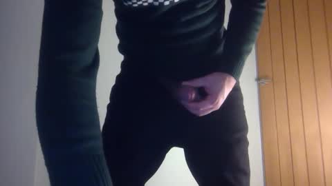 Snapshot of nol1m1t5 chatting on March 12, 2026, 8:53 am nol1m1t5 online show from March 12, 2026, 8:53 am