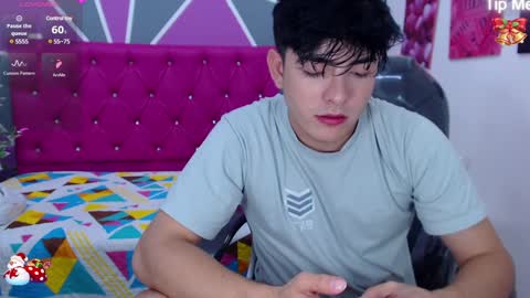 Nolan  online show from December 14, 2024, 11:23 pm