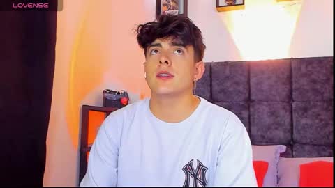 Nolan  online show from October 17, 2025, 9:06 pm