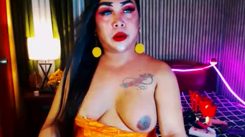 Snapshot of nomercy_mistress_sph chatting on May 2, 2026, 12:10 pm I AM YOUR MISTRESS YASSY DON T BE RUDE no ONE LOVE ME i KICK U online show from May 2, 2026, 12:10 pm