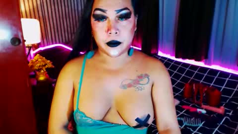 Snapshot of nomercy_mistress_sph chatting on June 8, 2026, 10:15 am I AM YOUR MISTRESS YASSY DON T BE RUDE no ONE LOVE ME i KICK U online show from June 8, 2026, 10:15 am