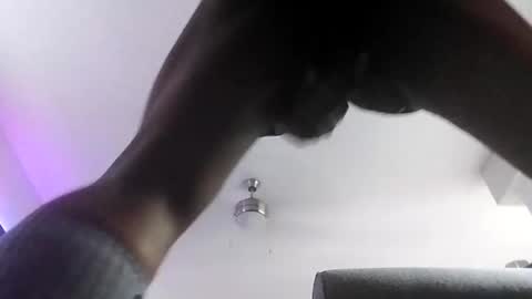 nomnom1970 online show from February 9, 2025, 6:05 pm