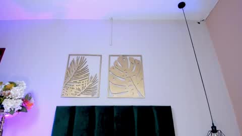 Snapshot of nora_dasilva chatting on April 21, 2026, 11:51 pm Nora Da Silva online show from April 21, 2026, 11:51 pm