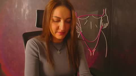 Nora online show from October 4, 2025, 9:46 pm