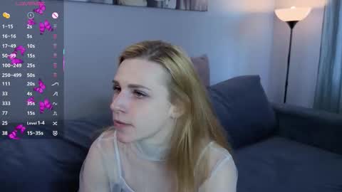 Elina online show from September 14, 2025, 10:14 am