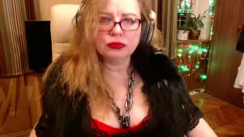 miss Tress online show from March 29, 2026, 7:47 pm
