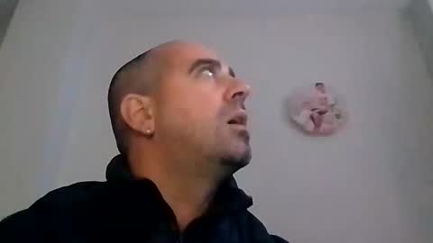 Snapshot of normalito42 chatting on February 4, 2026, 12:33 pm NORMALITO online show from February 4, 2026, 12:33 pm