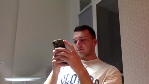 Justin online show from April 15, 2026, 9:15 pm