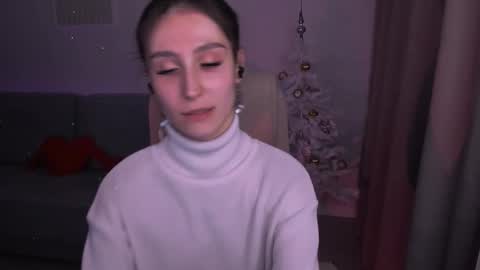 Snapshot of north_valkyrie chatting on January 15, 2025, 10:02 pm Hazel online show from January 15, 2025, 10:02 pm