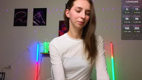 Hello My name is Helene NTMU  Finger up if u like what u see online show from December 28, 2024, 2:32 pm