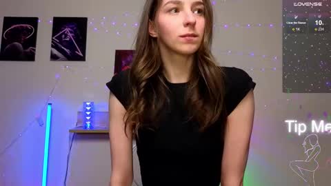 Hello My name is Helene NTMU  Finger up if u like what u see online show from February 10, 2025, 2:26 pm