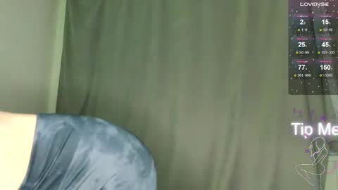 Hello My name is Helene NTMU  Finger up if u like what u see online show from February 19, 2025, 5:16 pm