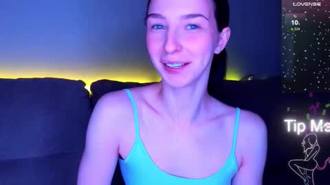 Hello My name is Helene NTMU  Finger up if u like what u see online show from March 11, 2026, 2:34 pm