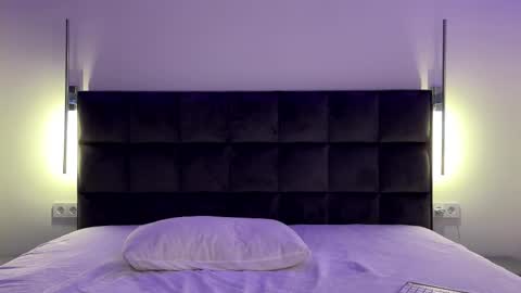 Goldie online show from October 27, 2025, 1:04 pm