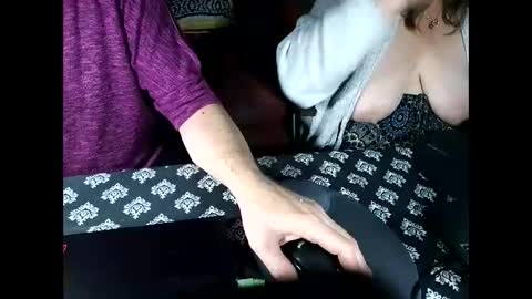 nottoobored online show from September 22, 2025, 2:46 am