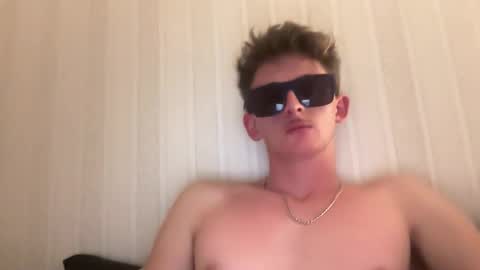 Mason and Blondies studio online show from May 1, 2026, 12:54 pm