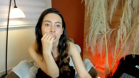 Snapshot of nova_grey__ chatting on June 4, 2026, 1:06 pm nova_grey__ online show from June 4, 2026, 1:06 pm