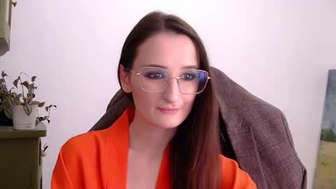 nova_mystic online show from October 22, 2025, 2:50 pm
